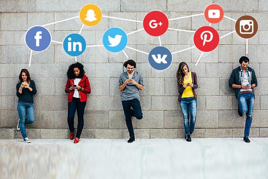 The Evolution and Mechanics of Modern Social Media Platforms